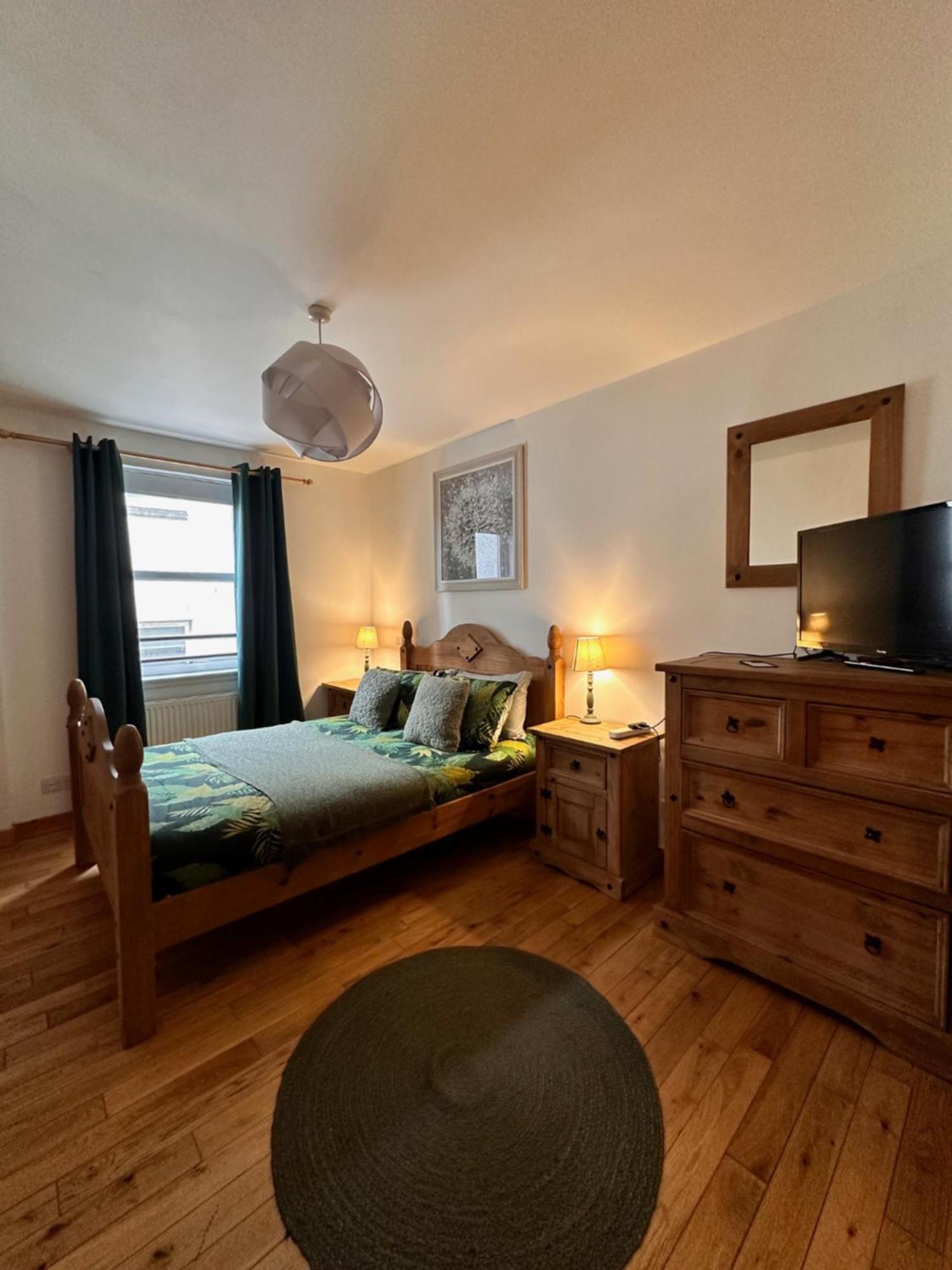 City Centre Apartment Next To Bus And Train Station Inverness Exteriér fotografie