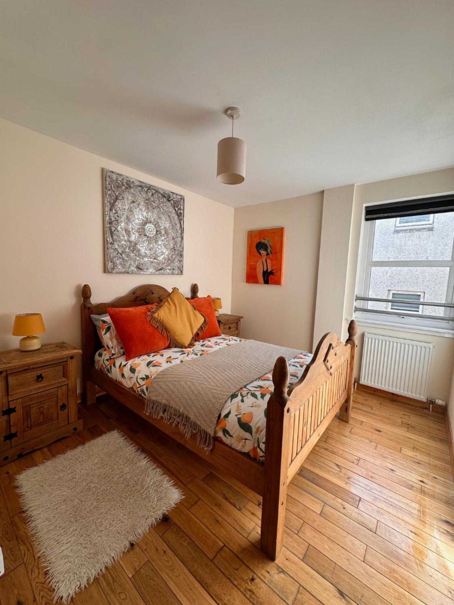 City Centre Apartment Next To Bus And Train Station Inverness Exteriér fotografie