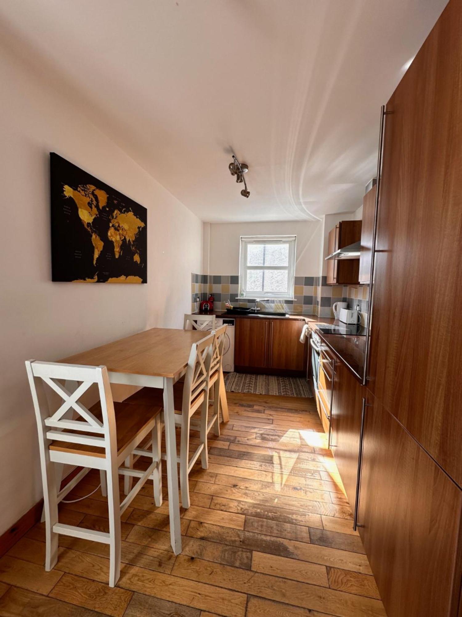 City Centre Apartment Next To Bus And Train Station Inverness Exteriér fotografie