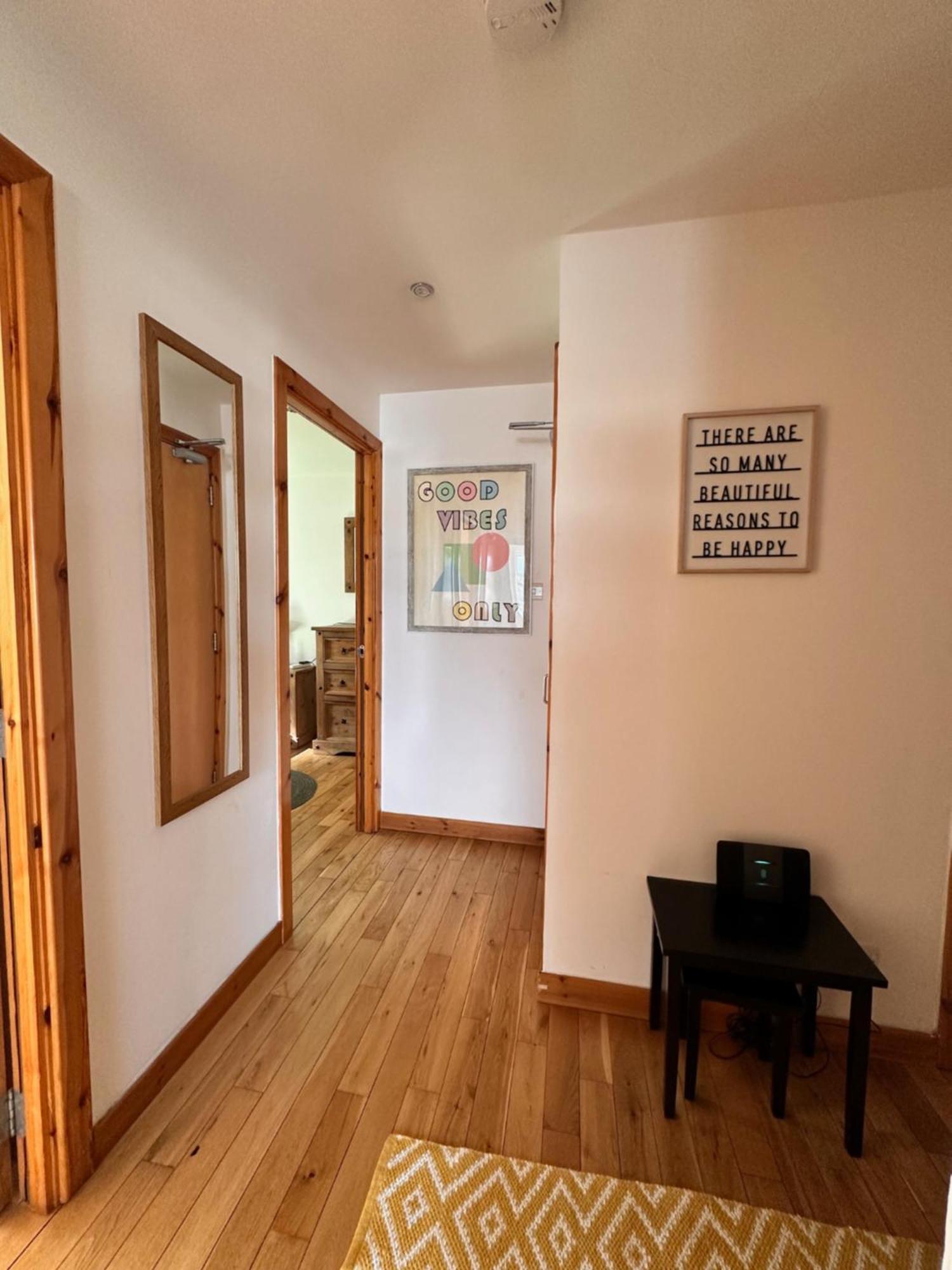 City Centre Apartment Next To Bus And Train Station Inverness Exteriér fotografie